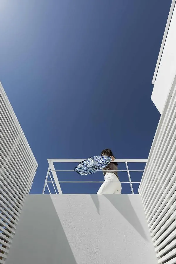 فندق Cubic Mykonos Seafront Design Suites أورنوس